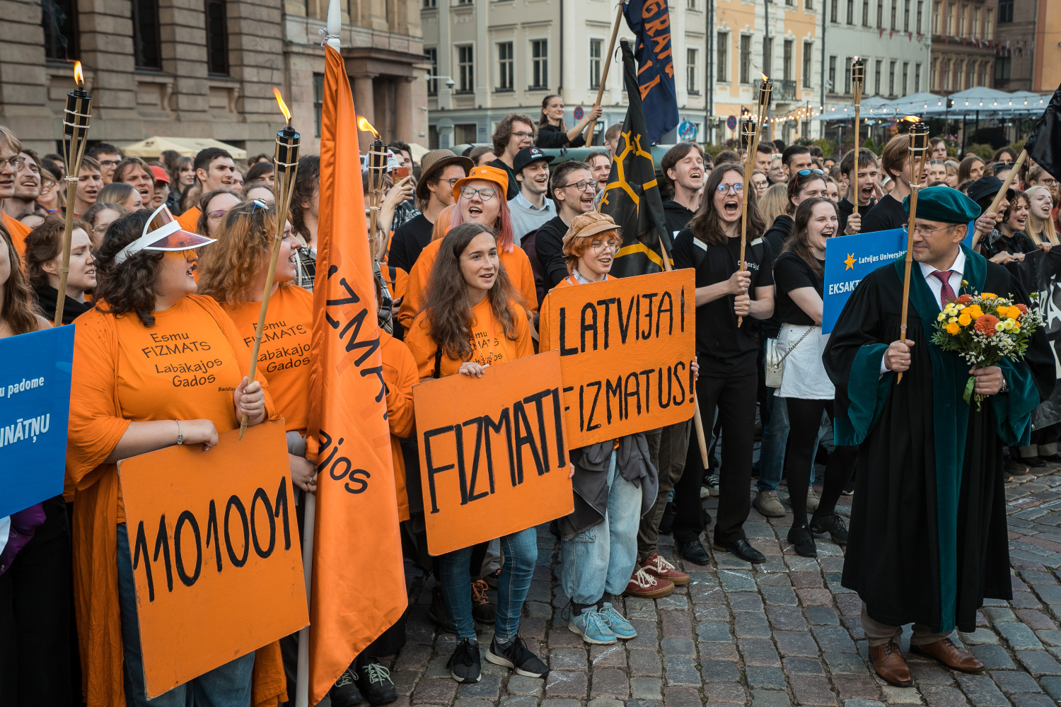 ARISTOTELIS studentu svētku laikā studenti pulcējas pilsētvidē