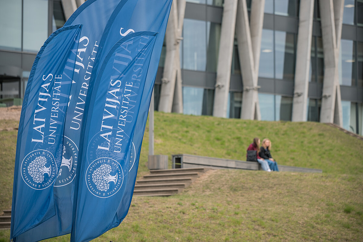 Studenti pie LU Akadēmiskā centra