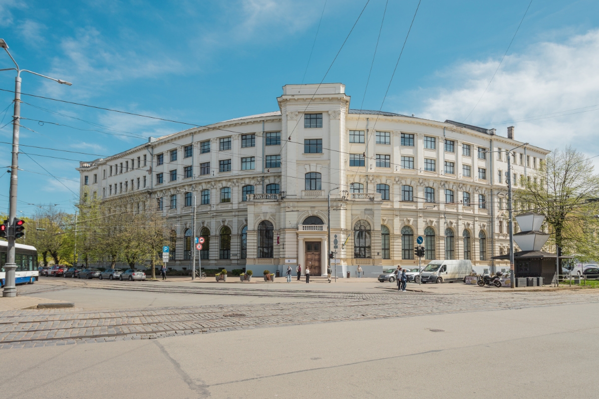 LU ēka Aspazijas bulvārī 5