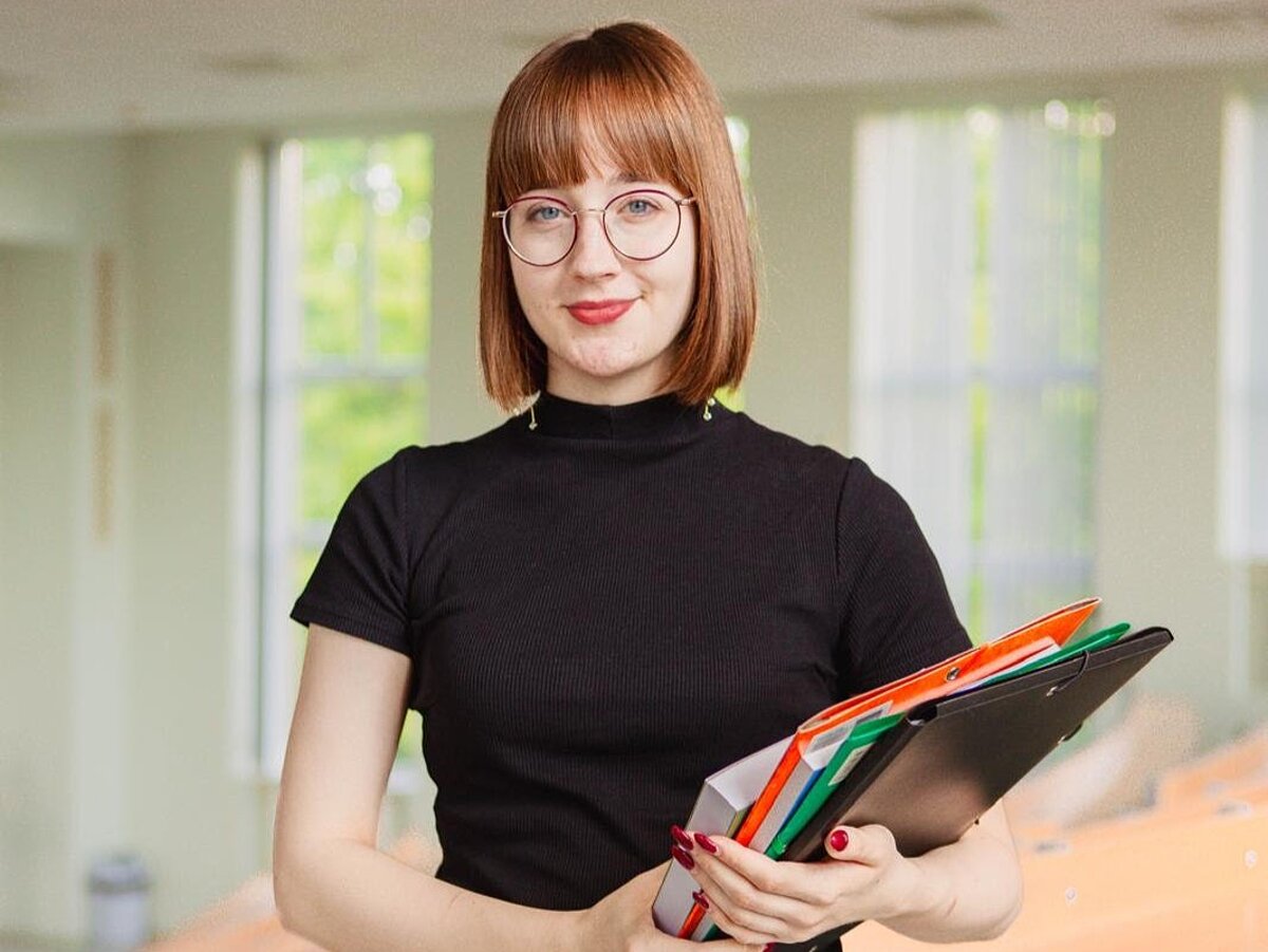 Studente Elīna Kukarela