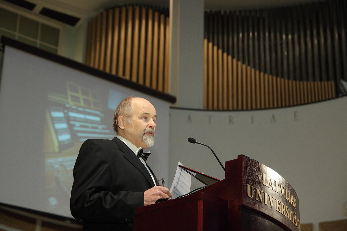 Izcilais latviešu ērģelnieks, profesors un ērģeļu eksperts Tālivaldis Deksnis 